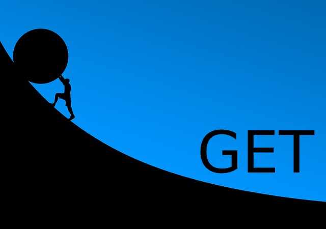 3 very common phrasal verbs with ‘Get’